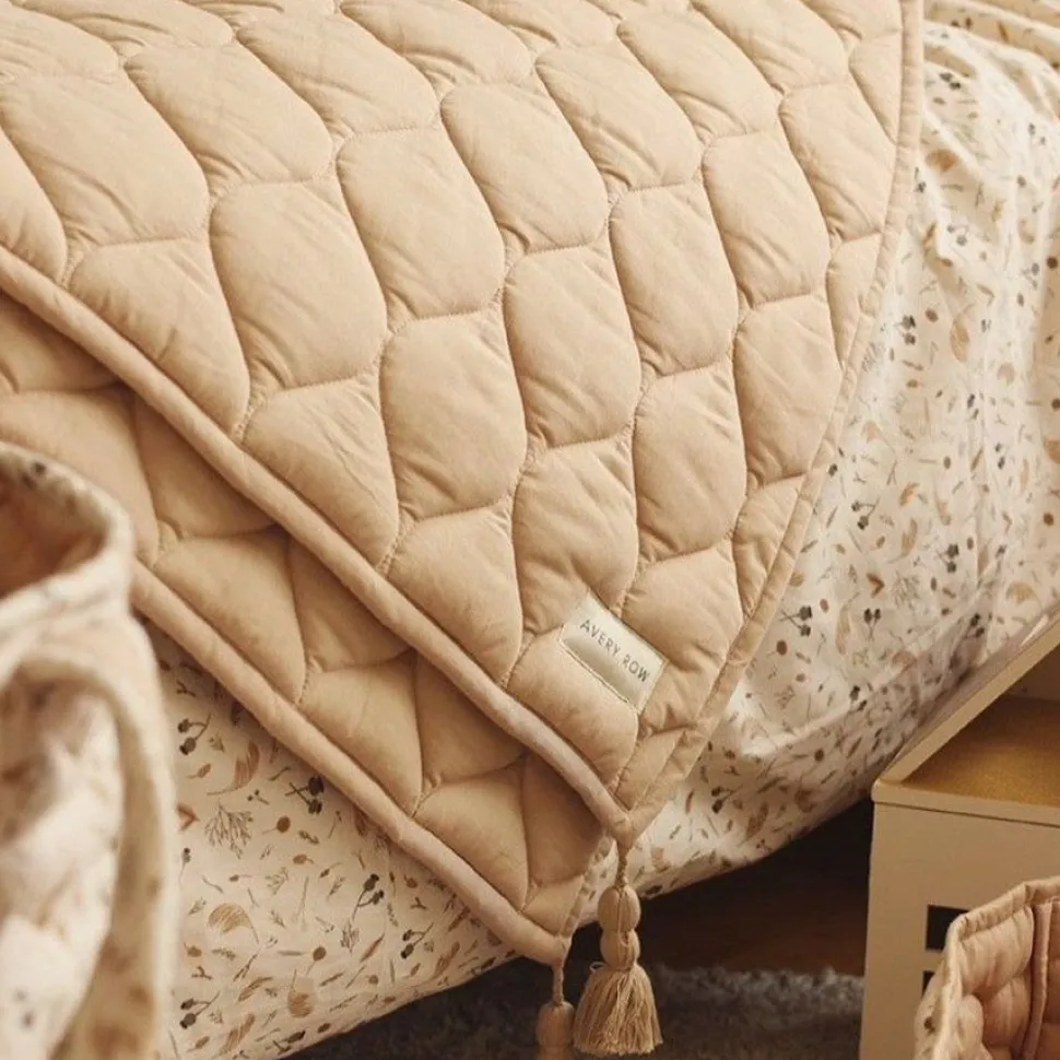avery_row_quilt__sesame_1.webp Avery Row Quilt - Sesame