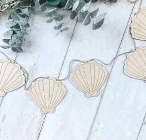 Clam Shell Wooden Garland