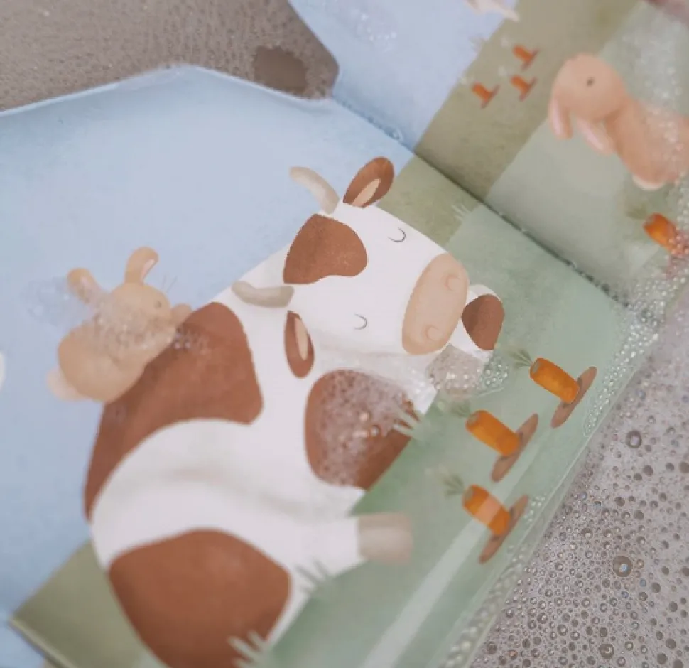 little_dutch_bath_book__l_2.webp Little Dutch Bath Book - Little Farm