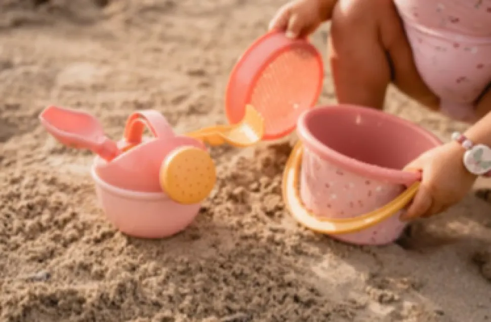 little_dutch_beach_set__l_1.webp Little Dutch Beach Set - Little Pink Flowers