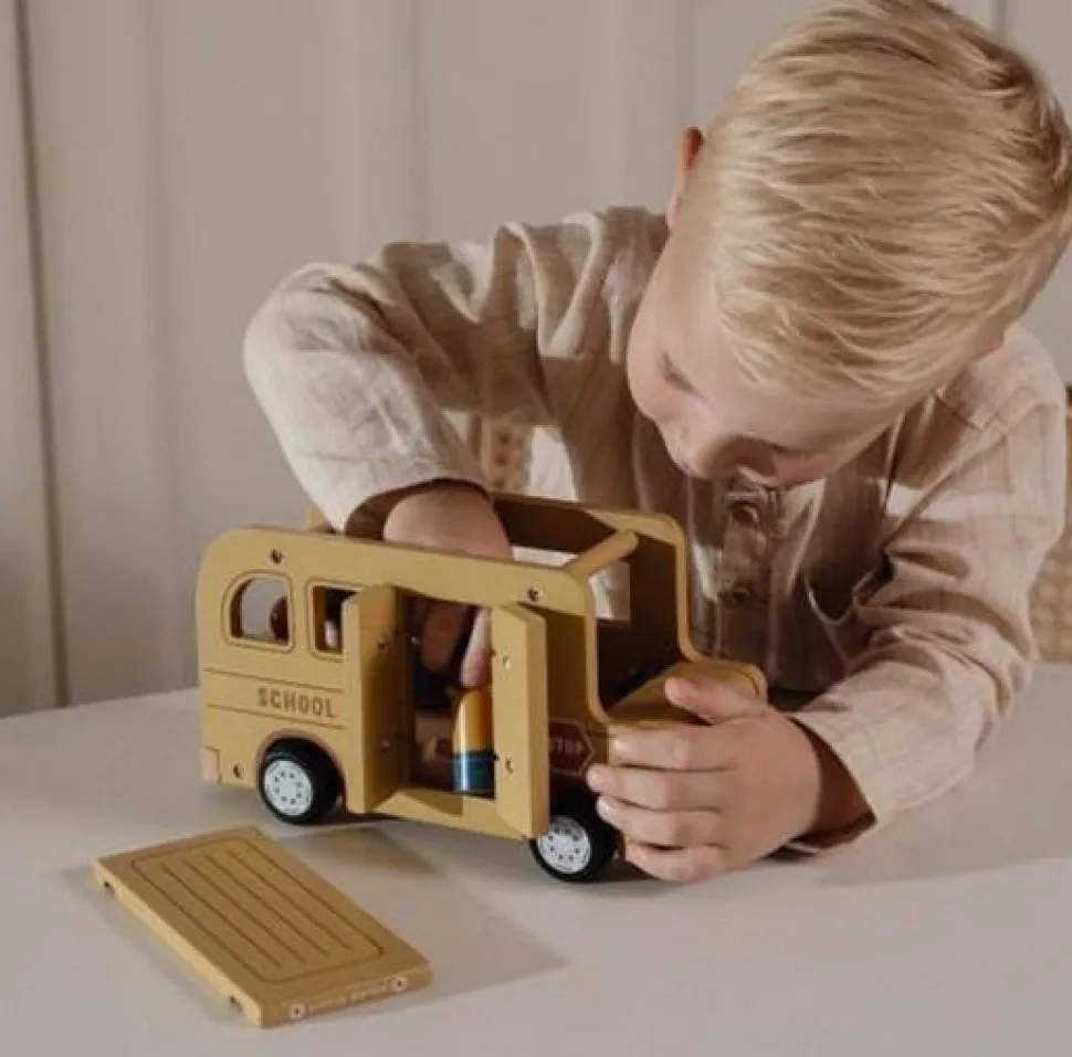 little_dutch_school_bus_4.webp Little Dutch School Bus
