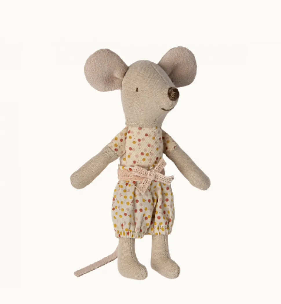 maileg_little_sister_mous_1.webp Maileg Little Sister Mouse in Matchbox