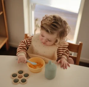 Mushie Silicone Bib - Vanilla Confetti