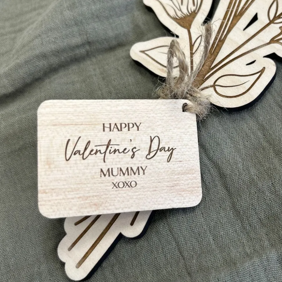 printed_wooden_flower_bou_2.webp Printed Wooden Flower Bouquet with Personalised Love Letter