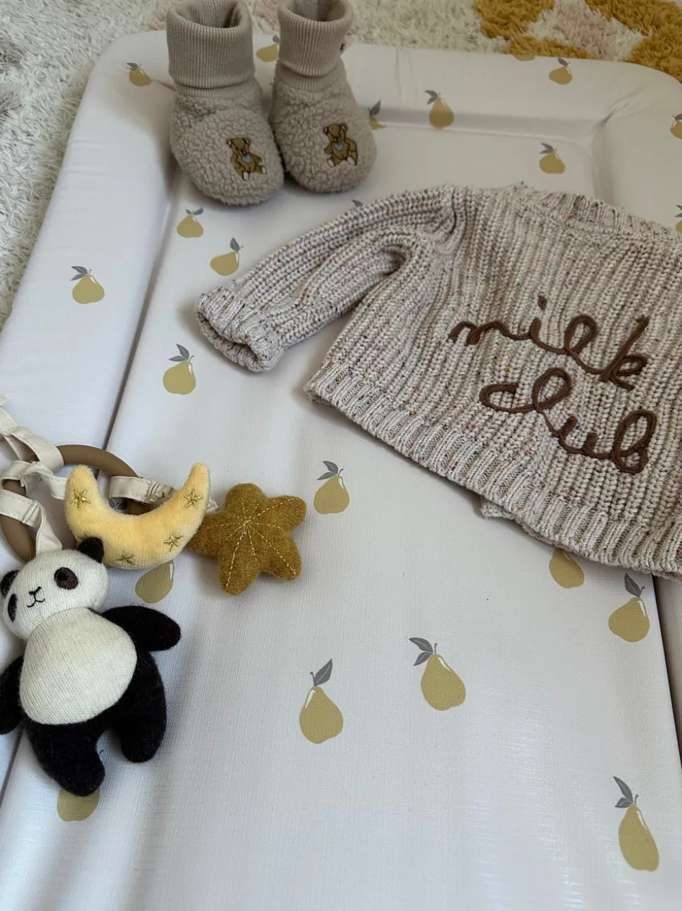 ralphie_bear_table_changi_2.webp Ralphie Bear Table Changing Mat - Pears
