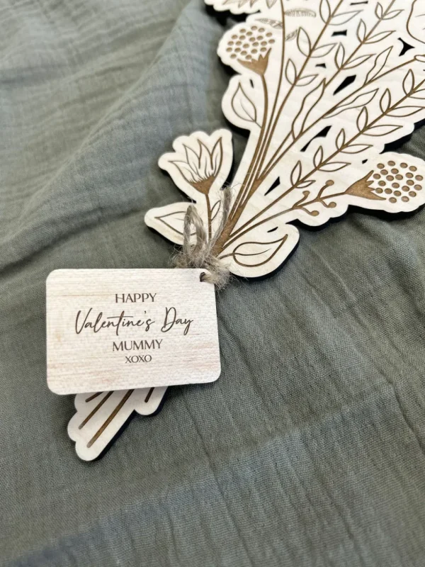 Wooden Flower Bouquet with Personalised Love Letter